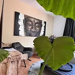 Casa Senna 아파트
